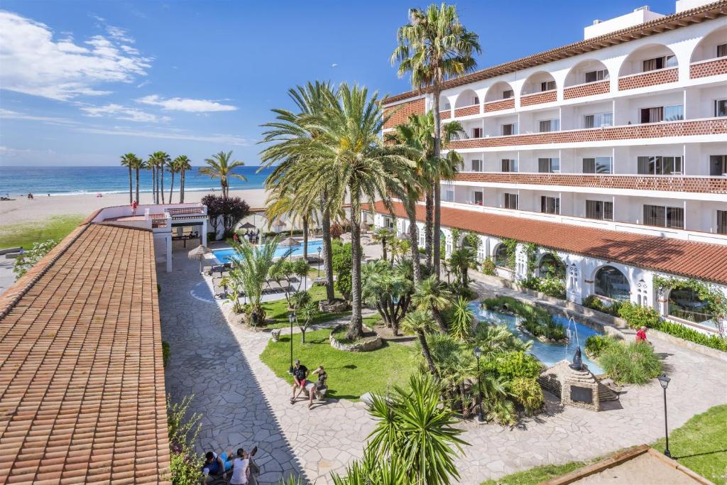 4r gran europe hotel primera línea de playa comarruga cataluña vistas al mar