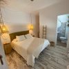 alma zahora hostal barbate playa