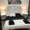 alojamiento el cantal hostal santoña cantabria playa