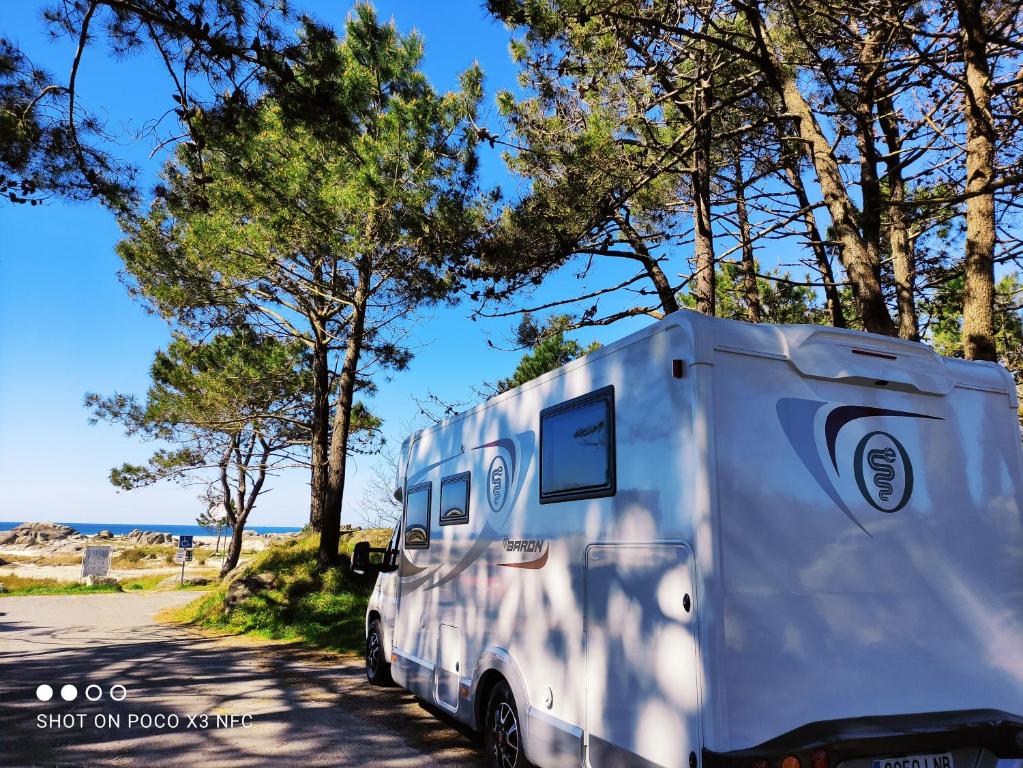 autocaravanas campers pontevedra camping galicia playa