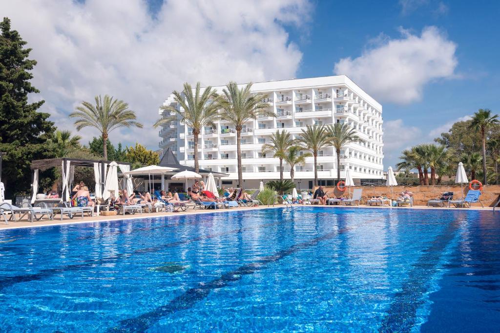 cala millor garden hotel adults only mallorca playa