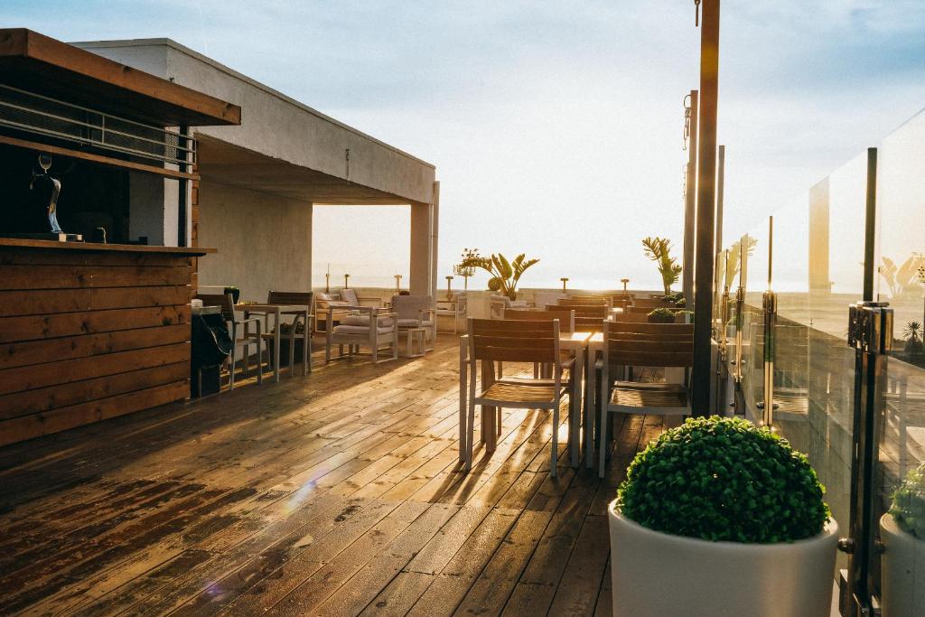 eurohotel diagonal port vistas al mar hotel sant martí primera línea de playa barcelona cataluña