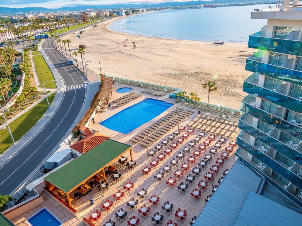 golden donaire beach hotel primera línea de playa la pineda cataluña vistas al mar
