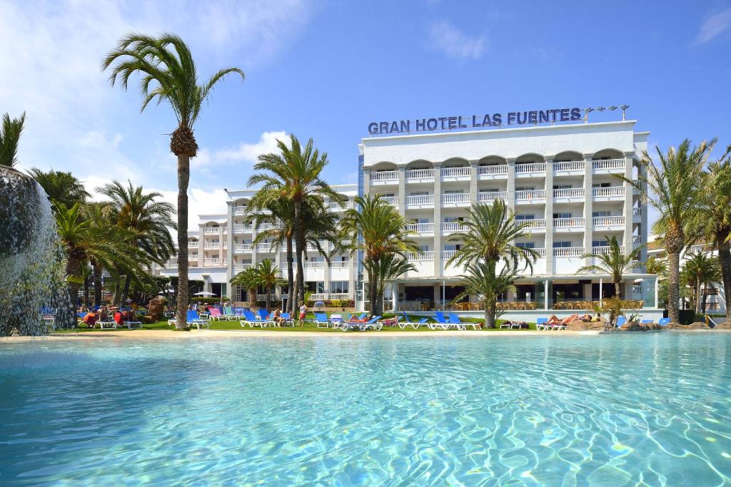 gran hotel las fuentes de fantasia hoteles a pie de playa alcossebre vistas al mar