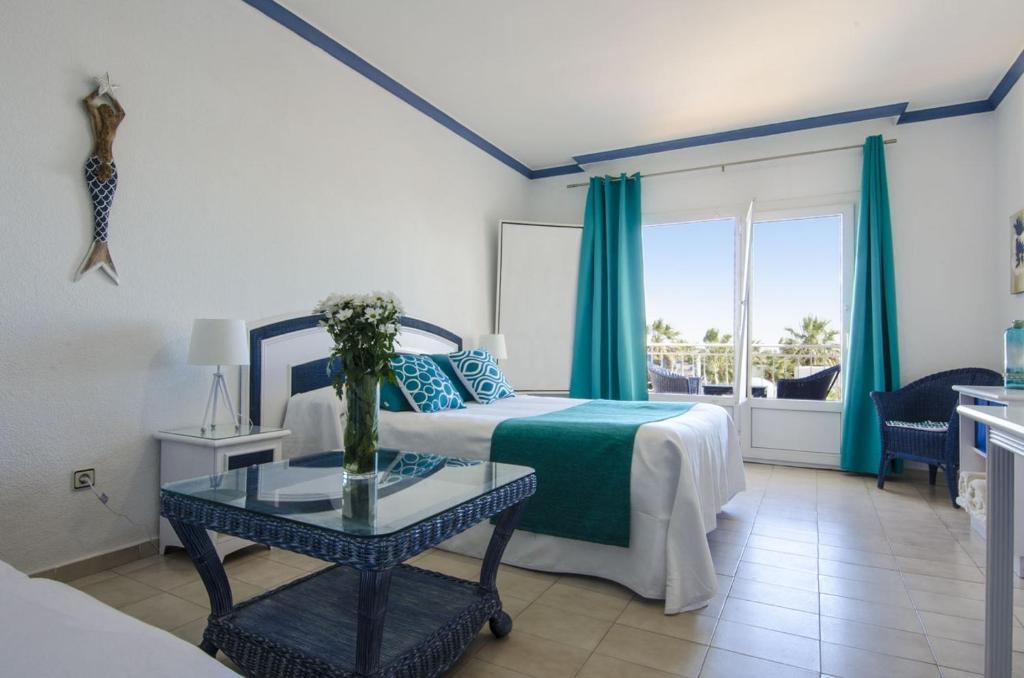 hotel apartamentos marazul apartahotel primera línea de playa mojácar andalucía vistas al mar