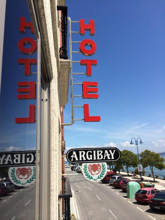 hotel argibay vistas al mar primera línea de playa o grove galicia