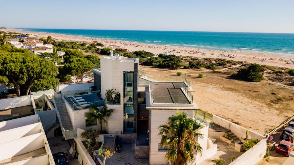 hotel boutique aroma de mar a pie de playa chiclana de la frontera andalucía vistas al mar