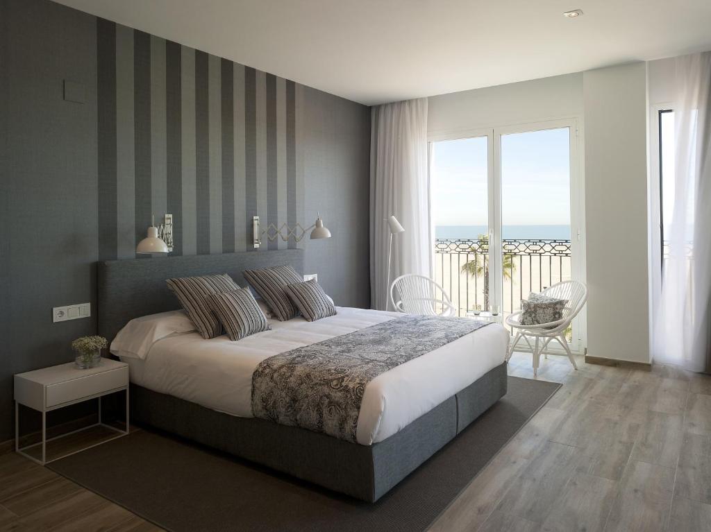 hotel boutique balandret vistas al mar poblados marítimos primera línea de playa valencia