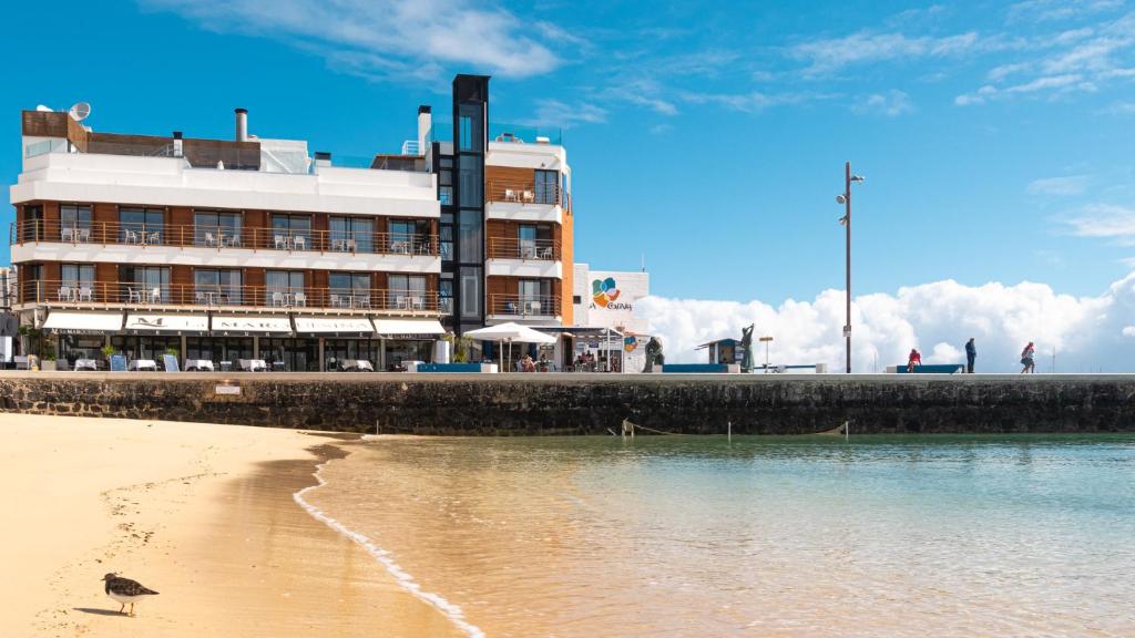hotel boutique la marquesina adults only vistas al mar corralejo a pie de playa fuerteventura