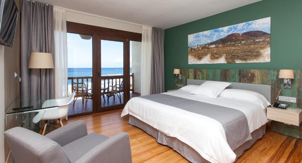 hotel el mirador de fuerteventura vistas al mar puerto del rosario primera línea de playa canarias
