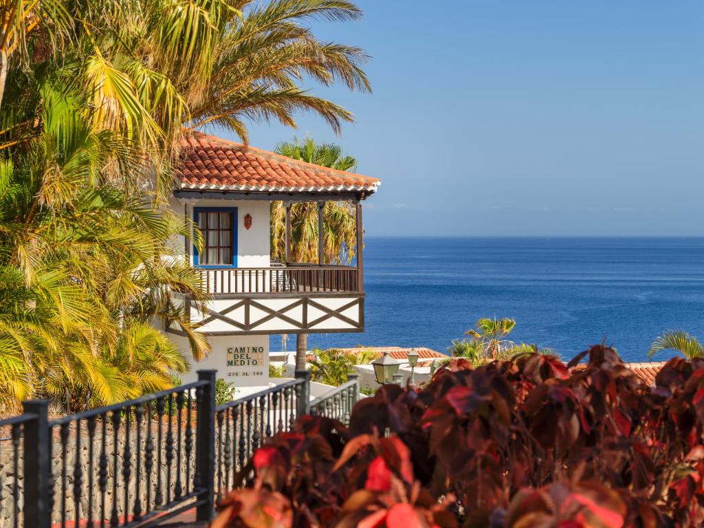 hotel jardin tecina vistas al mar playa de santiago la gomera canarias playa