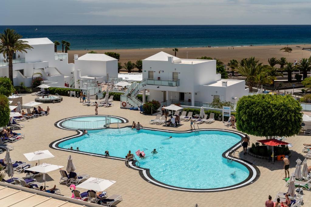 hotel lanzarote village vistas al mar puerto del carmen primera línea de playa canarias