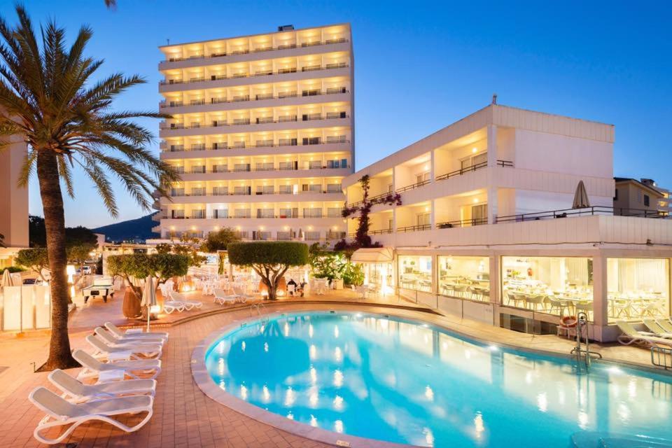hotel morito vistas al mar cala millor mallorca islas baleares playa