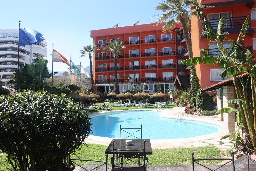 hotel ms tropicana primera línea de playa torremolinos andalucía