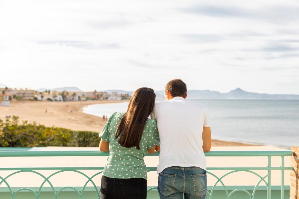 hotel noguera mar a pie de playa denia comunidad valenciana vistas al mar