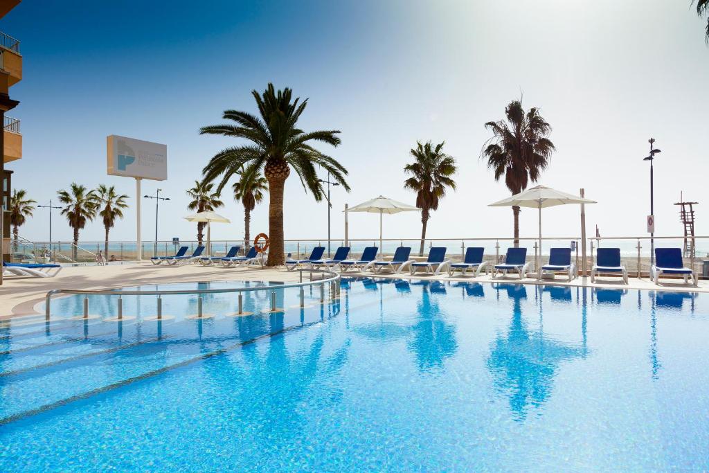 hotel peniscola palace vistas al mar primera línea de playa