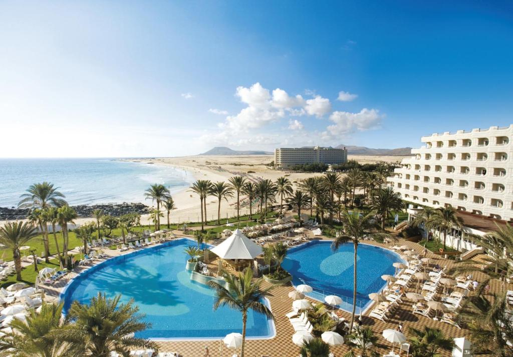 hotel riu palace tres islas vistas al mar corralejo primera línea de playa fuerteventura