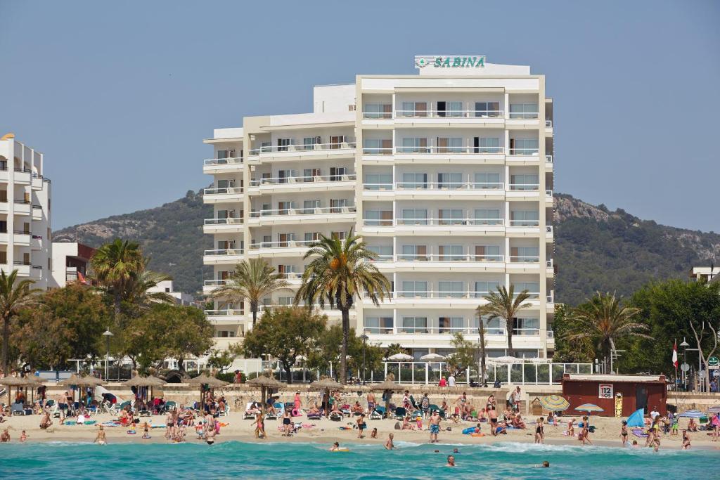 hotel sabina vistas al mar cala millor primera línea de playa mallorca