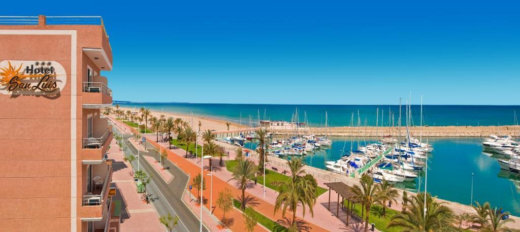 hotel san luis vistas al mar primera línea de playa gandía comunidad valenciana