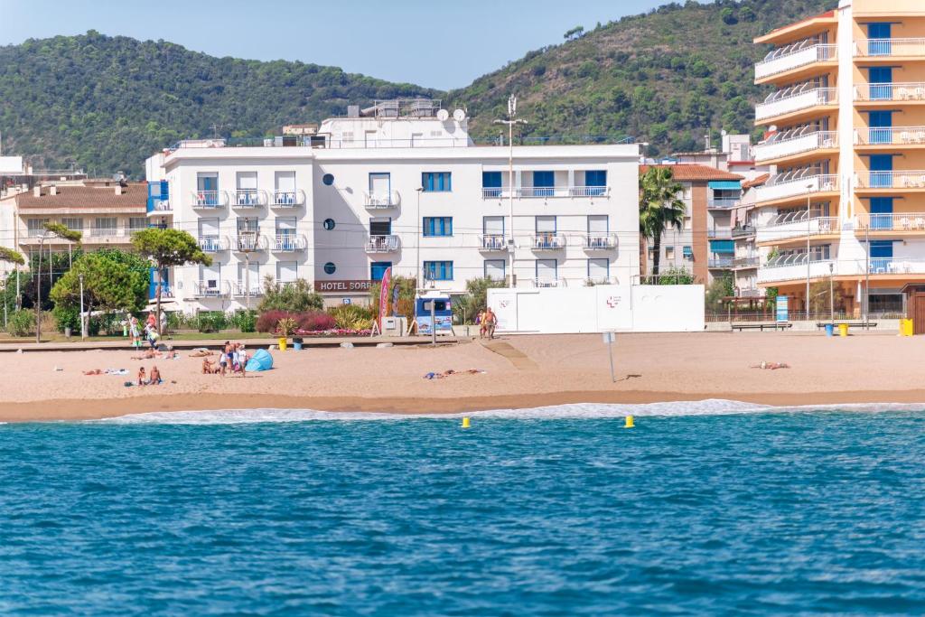 hotel sorrabona primera línea de playa pineda de mar cataluña vistas al mar
