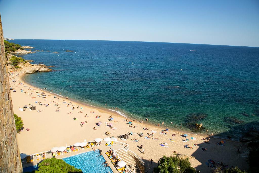 htop caleta palace htopbliss playa de aro vistas al mar hotel primera línea de playa