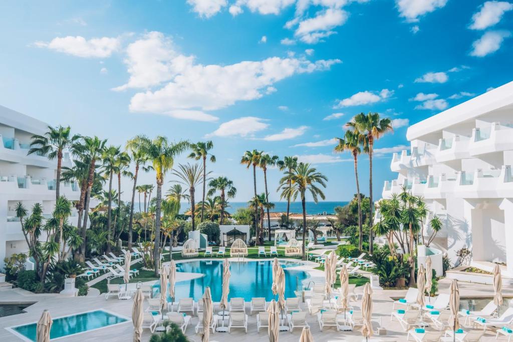 iberostar selection marbella coral beach hotel primera línea de playa andalucía vistas al mar
