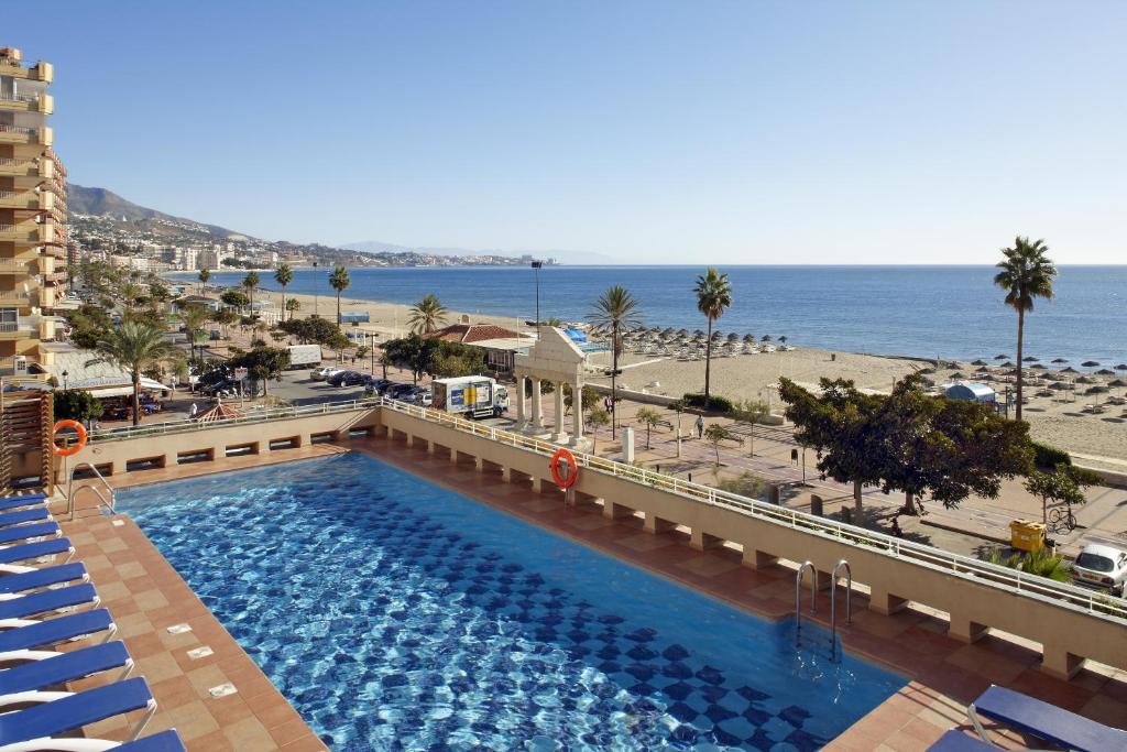 ilunion fuengirola hotel primera línea de playa andalucía vistas al mar