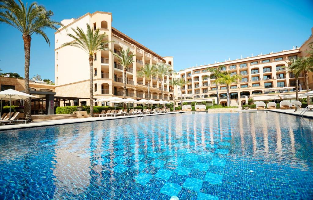 insotel fenicia prestige suites spa vistas al mar hotel santa eulària des riu ibiza islas baleares playa