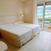 rodeiramar 2a hostal cangas de morrazo galicia playa
