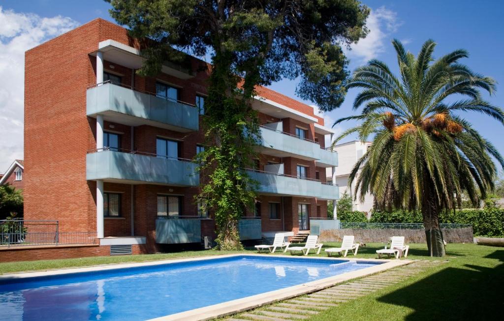 sg costa barcelona apartments apartahotel castelldefels playa