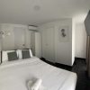 sl hostel marbella playa