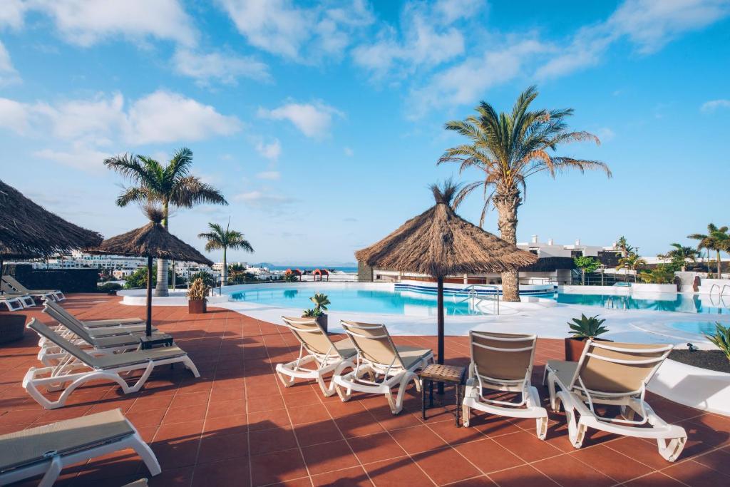 tacande bocayna village feel relax lanzarote vistas al mar hotel playa blanca primera línea de playa lanzarote
